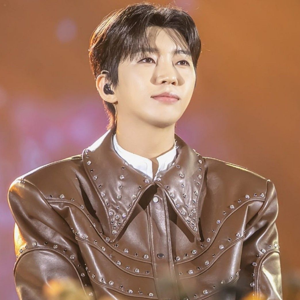 Foto kegiatan terbaru dari Lim Youngwoong