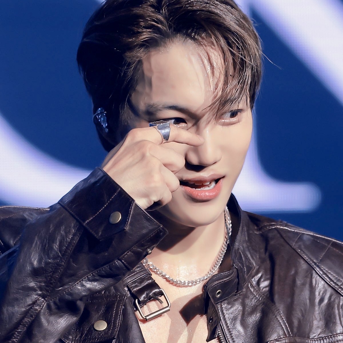 카이의 비하인드 컷