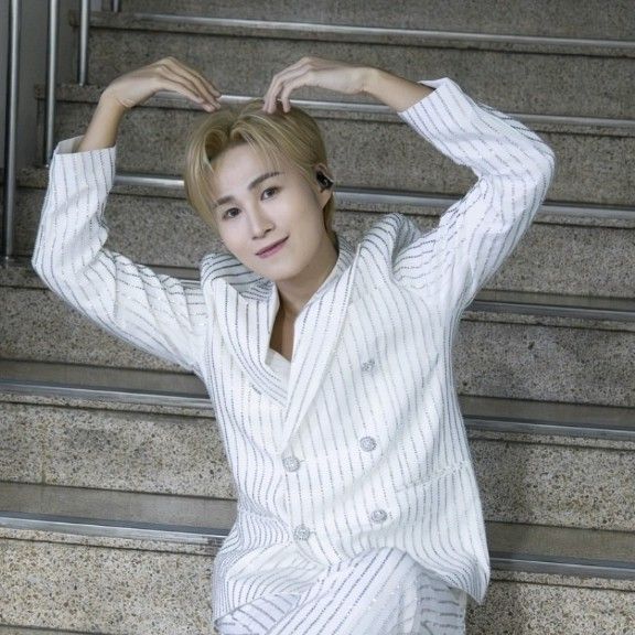 김희재의 최신 사진