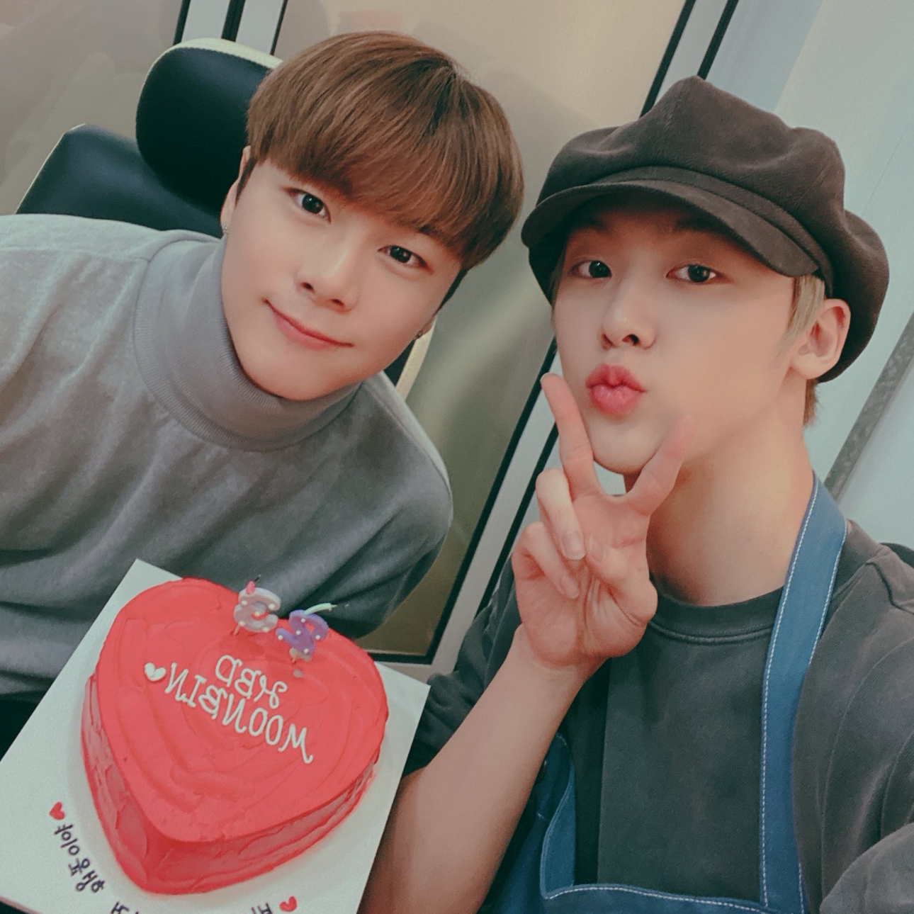 Recent activity shot of Cha Eunwoo