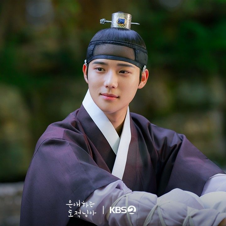 Behind-the-scenes cut of Moon Sangmin