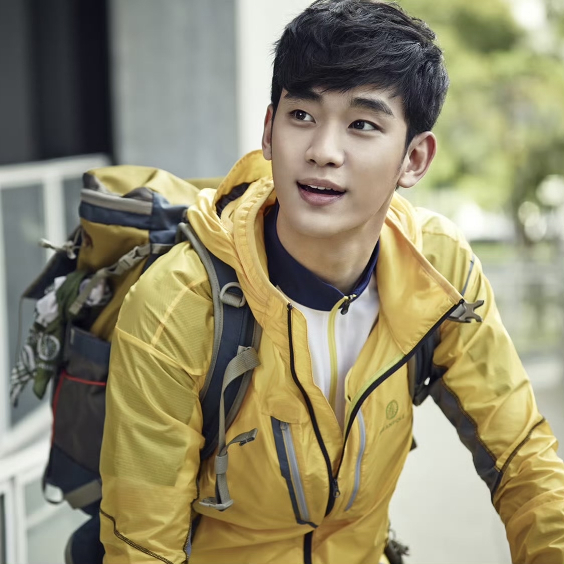 A moment captured by a fan of Kim Soohyun