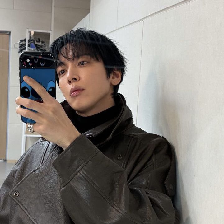 チョン・ヨンファの最近の活動ショット