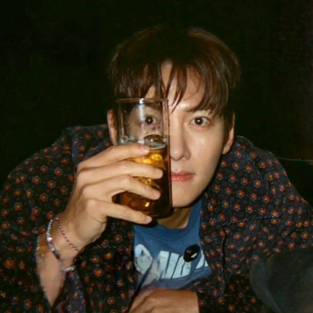 チ・チャンウクの最近の活動ショット