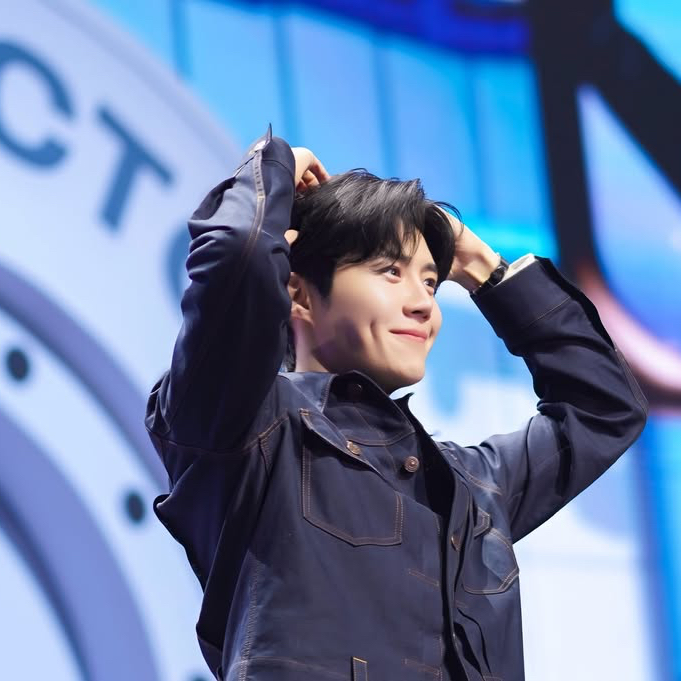 Latest photo of Kim Seonho