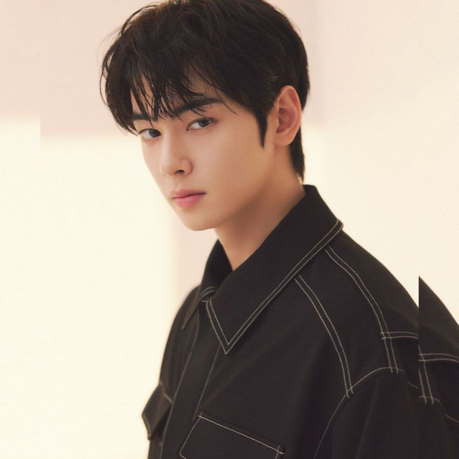 Latest photo of Cha Eunwoo