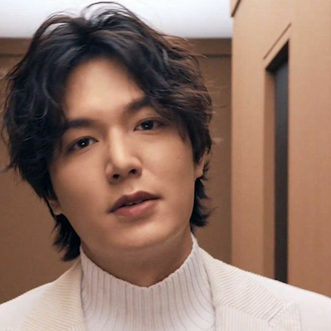 Behind-the-scenes cut of Lee Minho