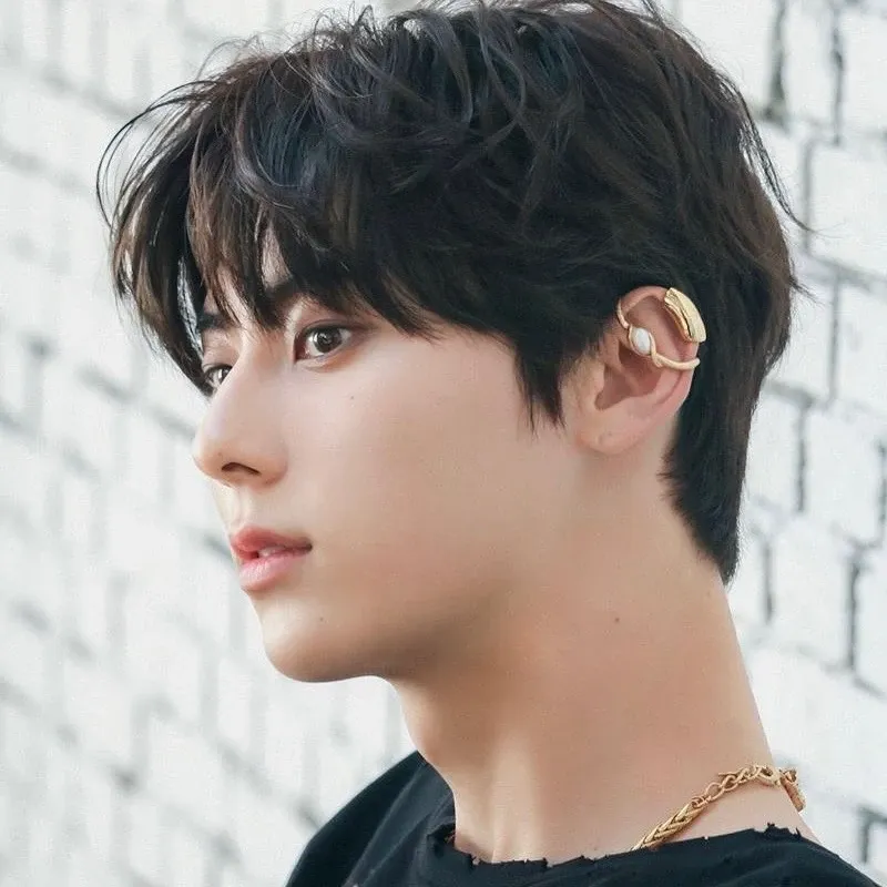 Recent activity shot of Hwang Minhyun