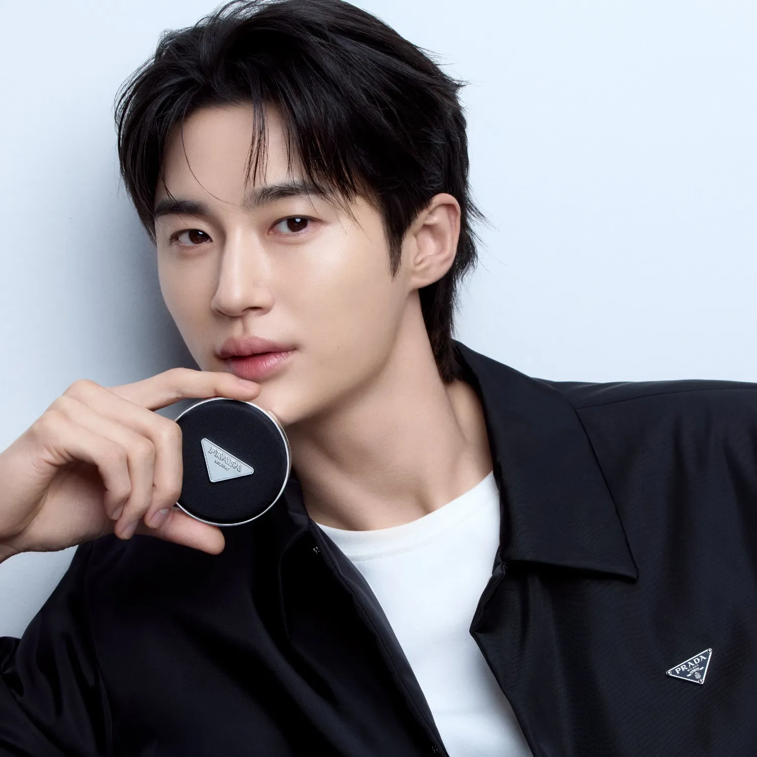 Behind-the-scenes cut of Byeon Wooseok