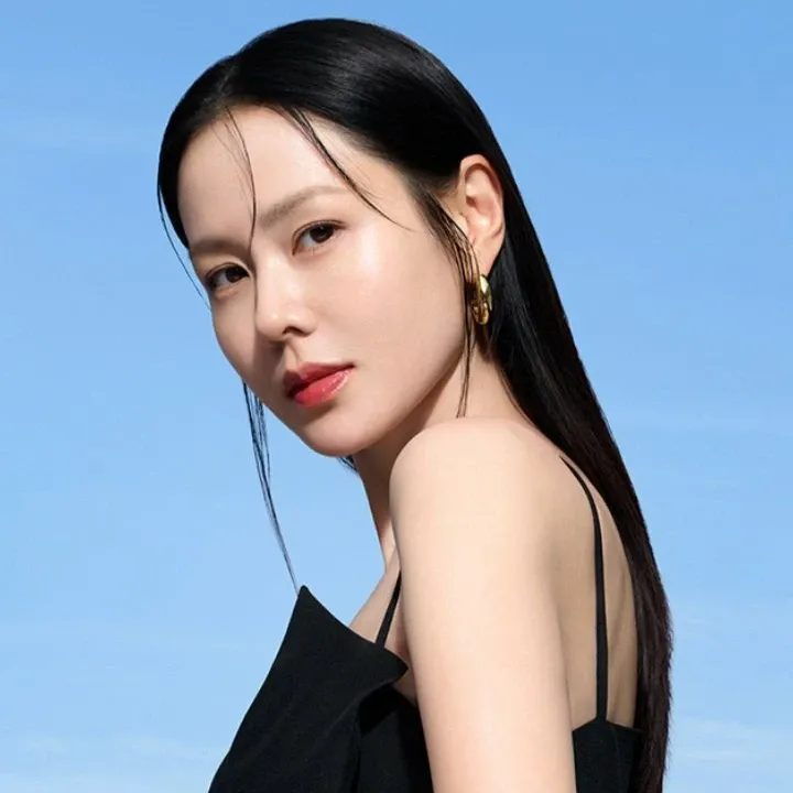 Foto kegiatan terbaru dari Son Yejin