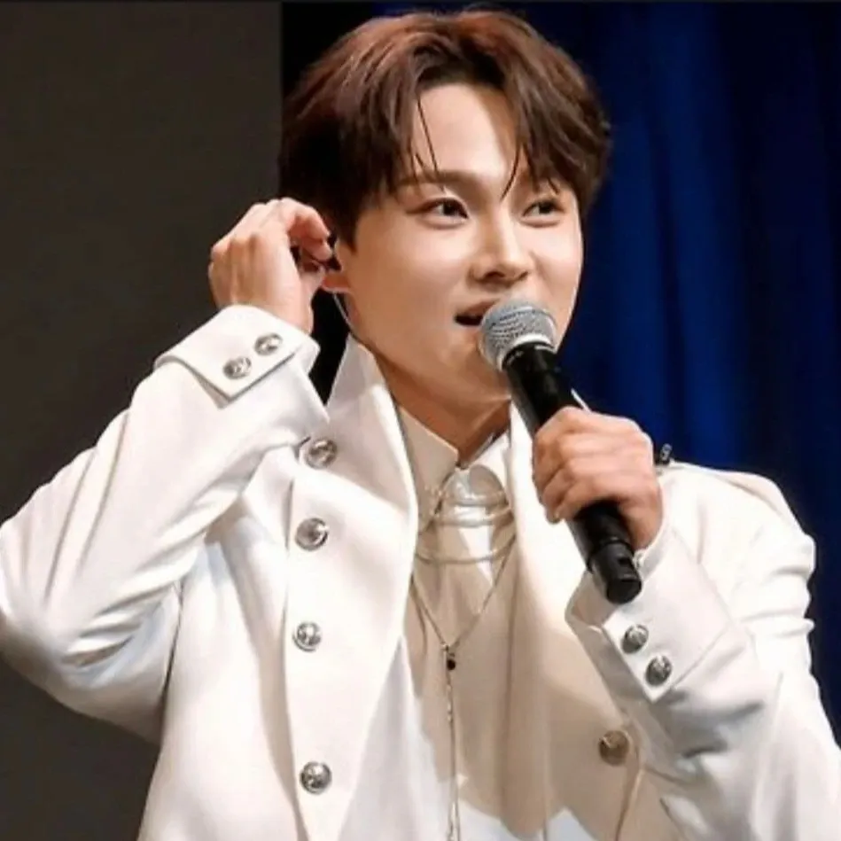 박서진의 최신 사진