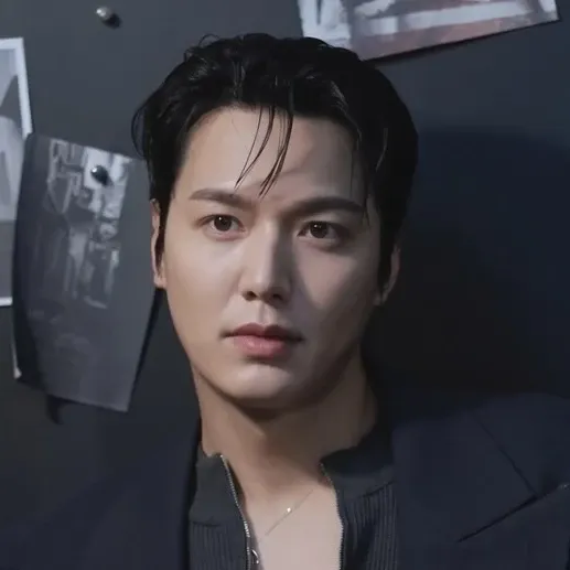 Latest photo of Lee Minho