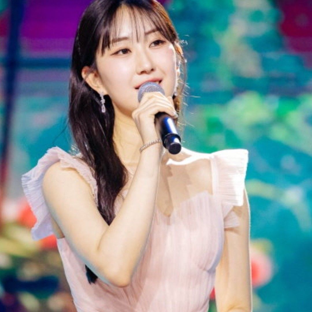 Foto terbaru dari Jeon Yujin