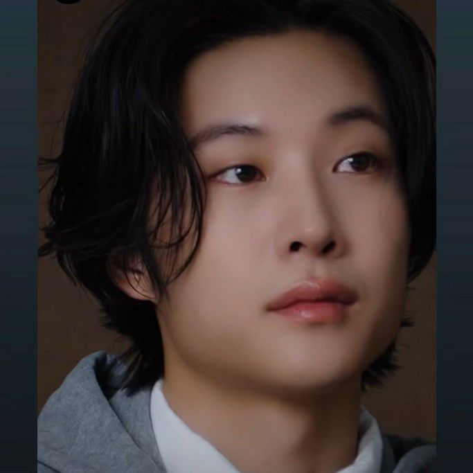 Latest photo of Lee Jongwon