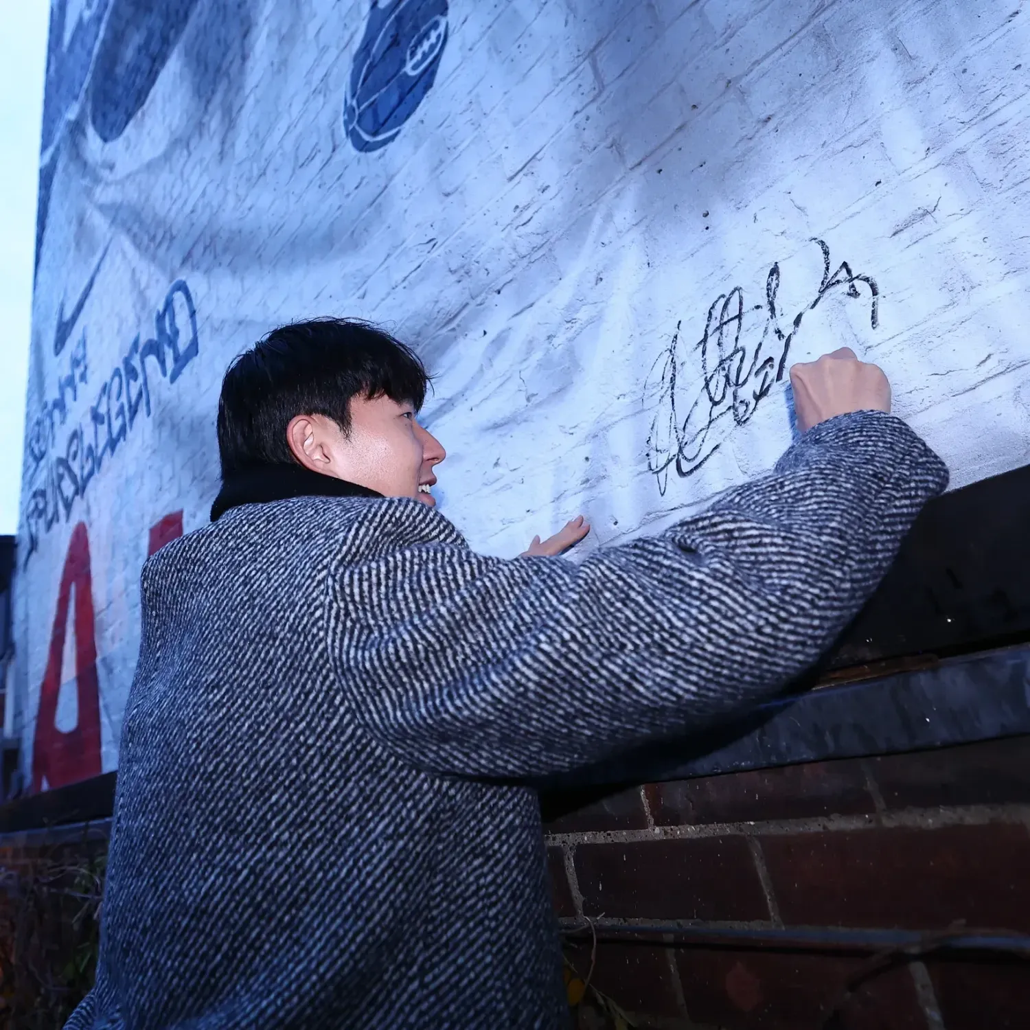 粉絲拍下的Son Heungmin瞬間