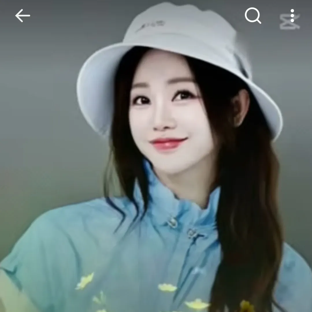 홍지윤의 최신 사진