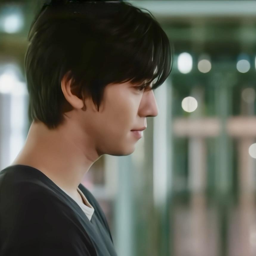 A moment captured by a fan of Ahn Hyoseop