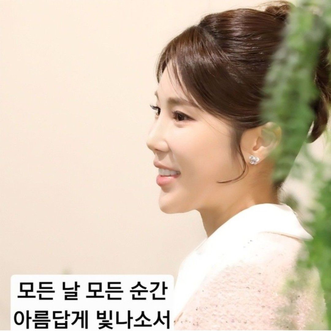 Momen yang diabadikan oleh penggemar Kim Soyou