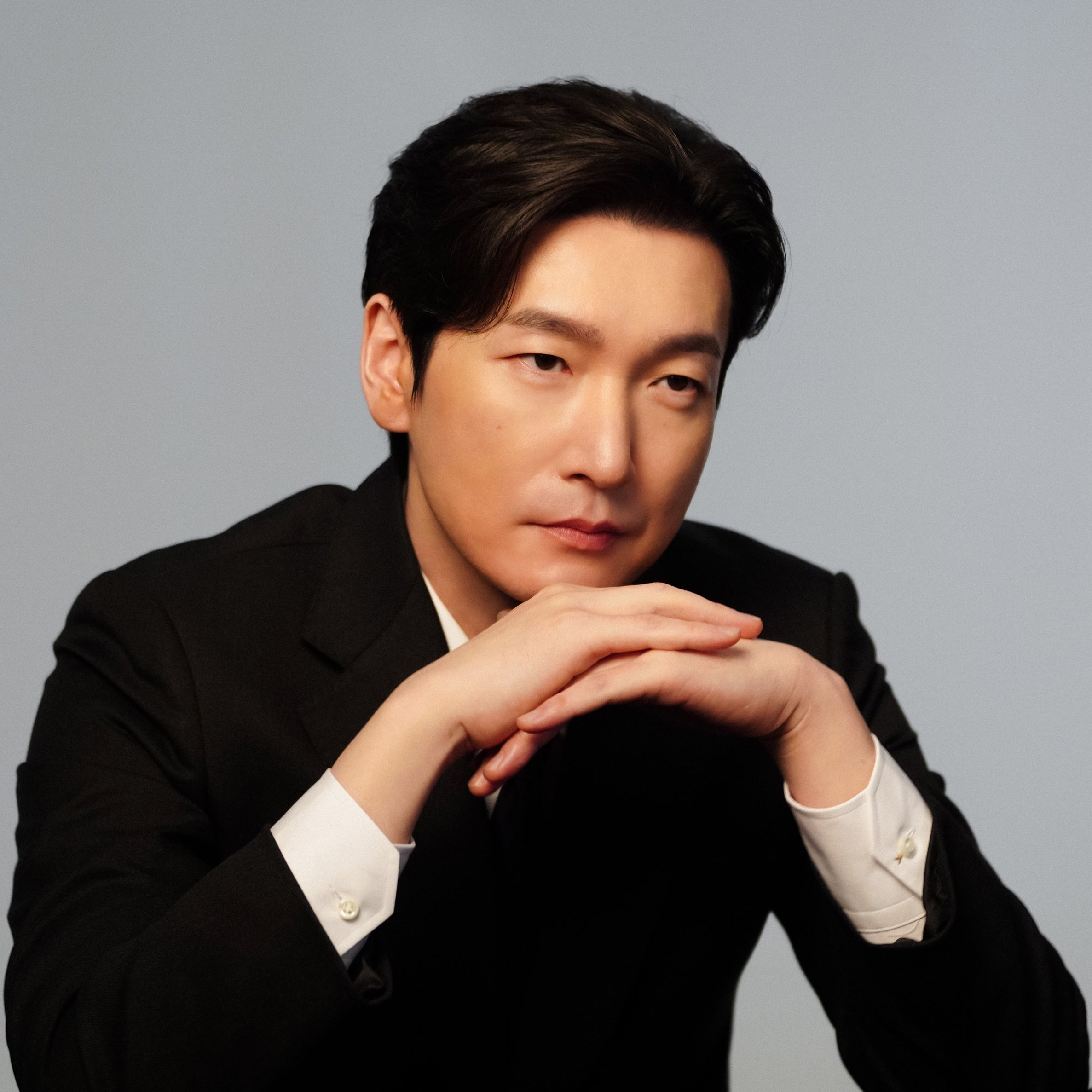 Behind-the-scenes cut of Cho Seungwoo 
