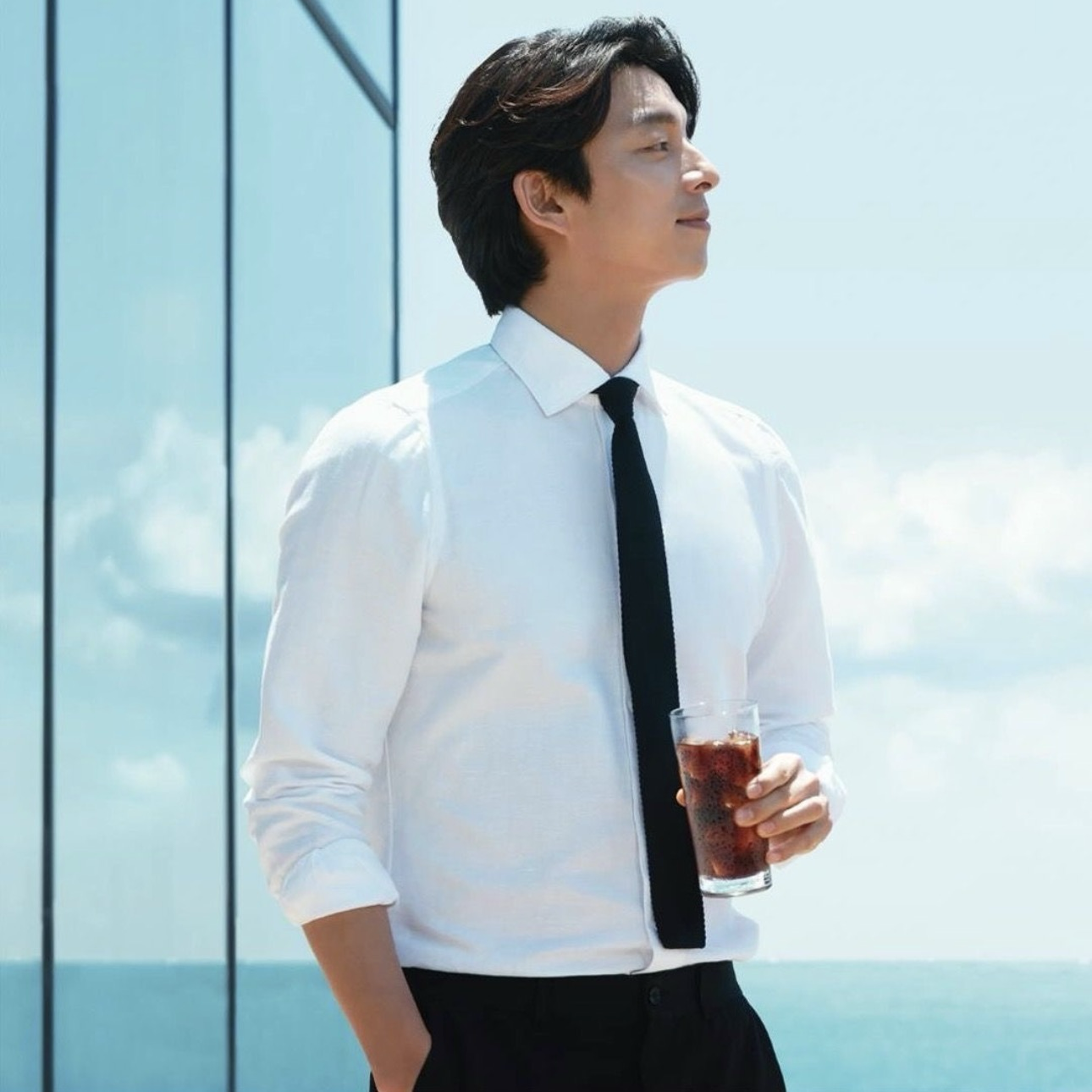 A moment captured by a fan of Gong Yoo