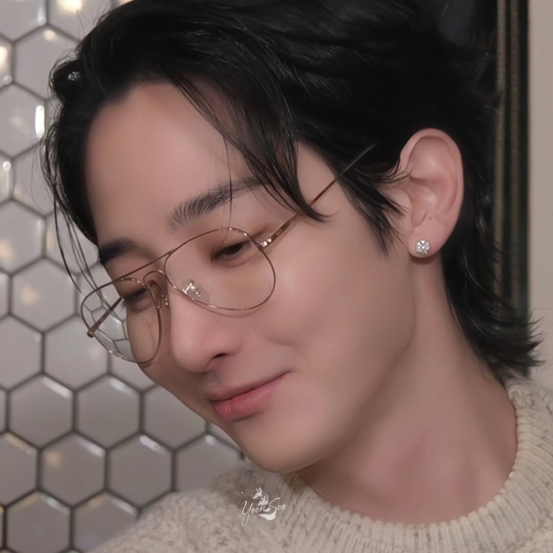 A moment captured by a fan of Lee Soohyuk