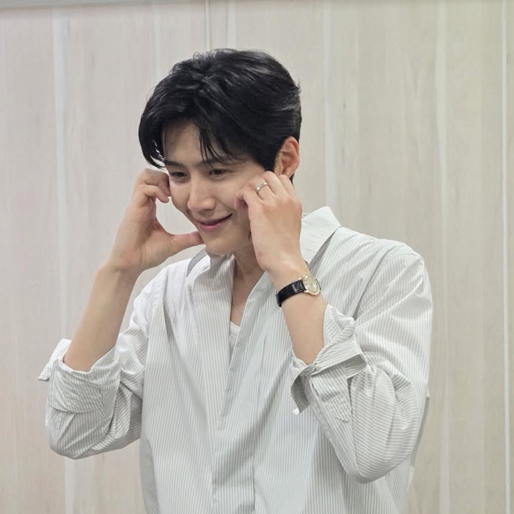 A moment captured by a fan of Kim Seonho