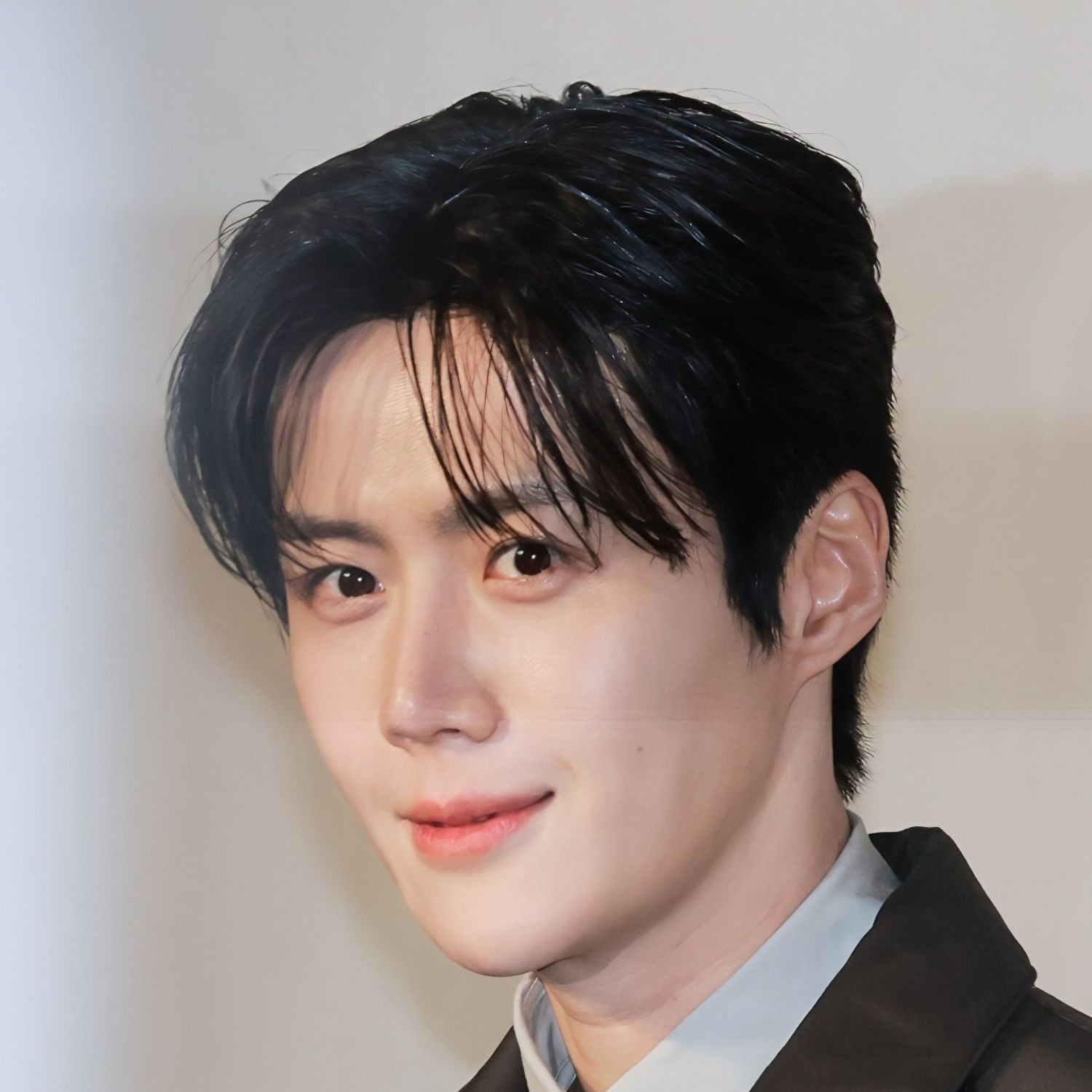 キム・ソンホのビハインドカット