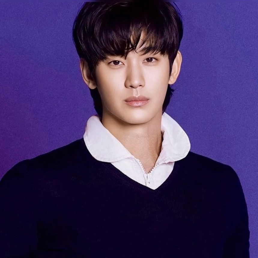 Behind-the-scenes cut of Kim Soohyun