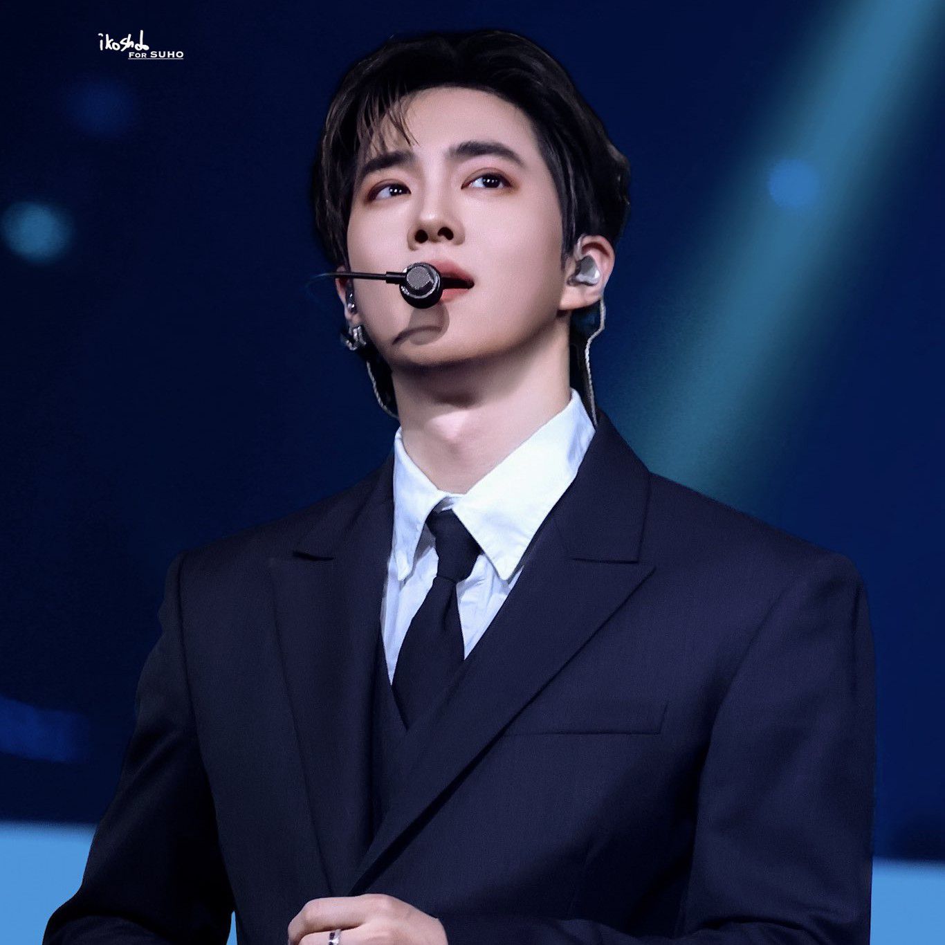 A moment captured by a fan of Suho