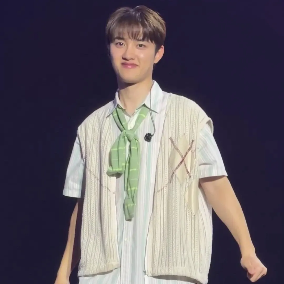 Latest photo of Doh Kyungsoo (D.O.)