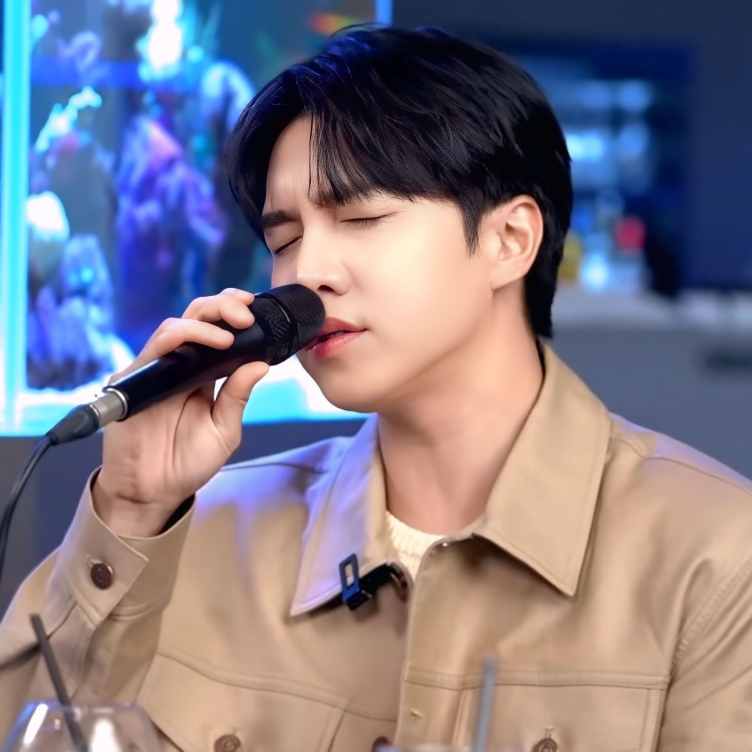 Latest photo of Lee Seunggi