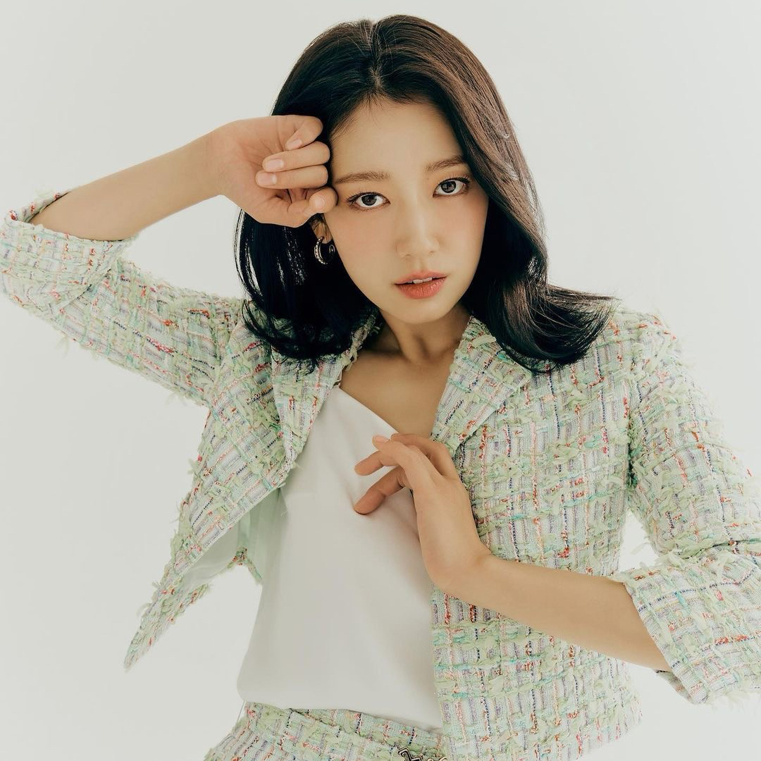 Latest photo of Park Shinhye