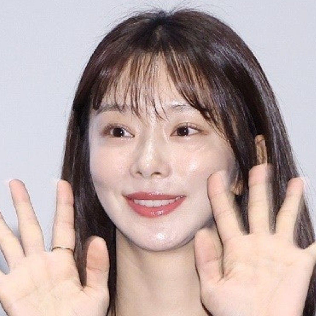 Latest photo of Lee Joobeen