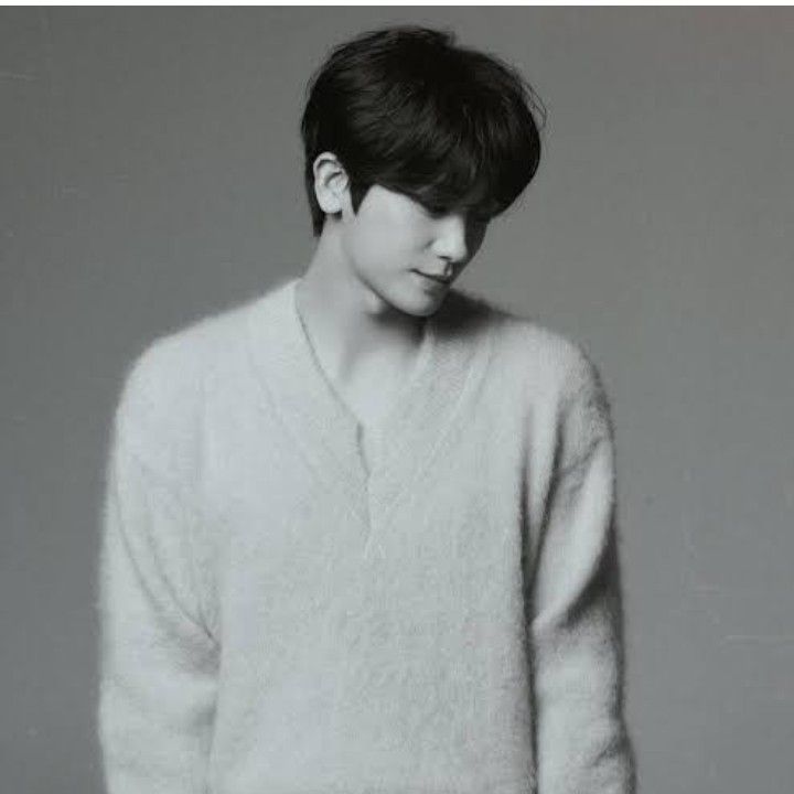 Latest photo of Park Hyungsik