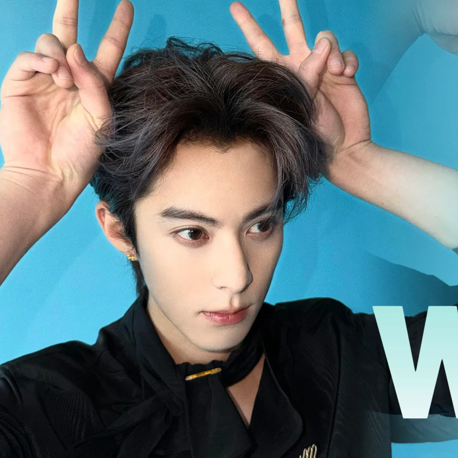 Behind-the-scenes cut of Dylan Wang