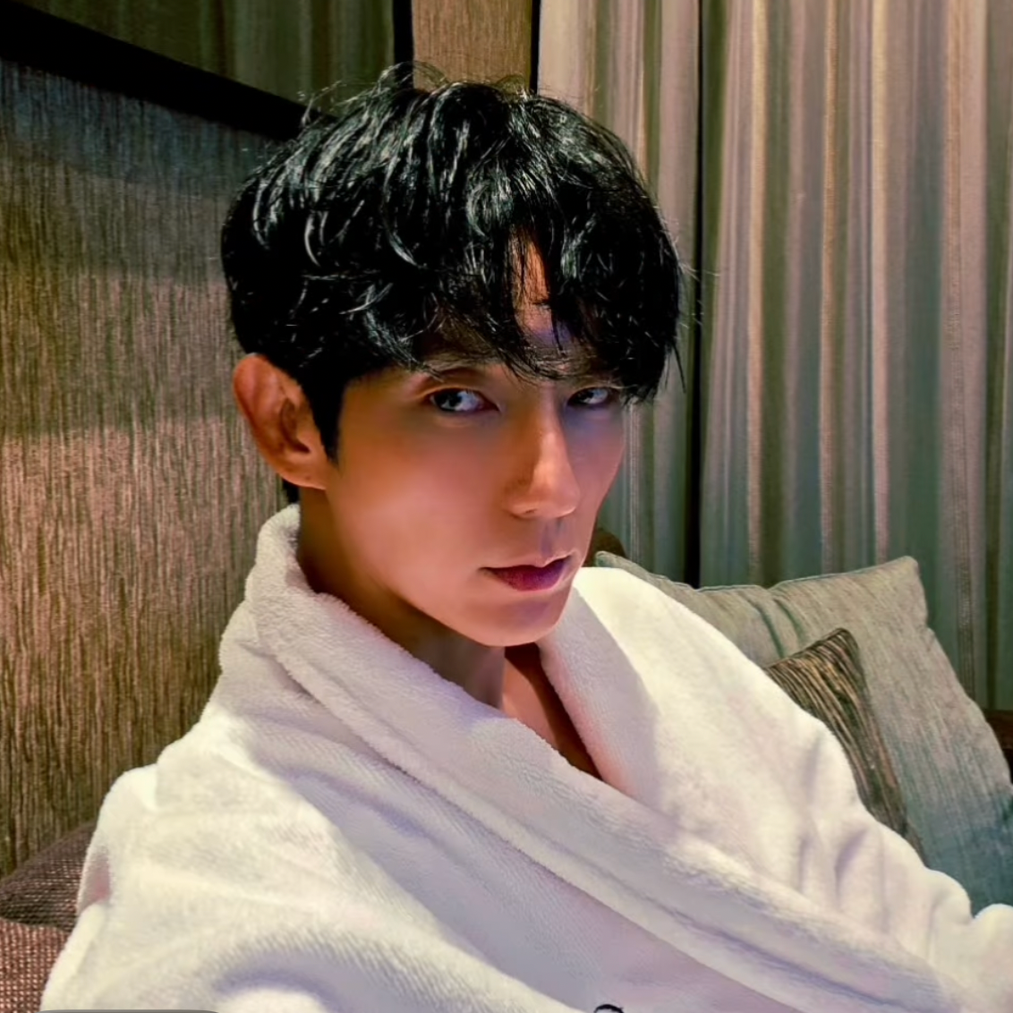 李準基的最新照片