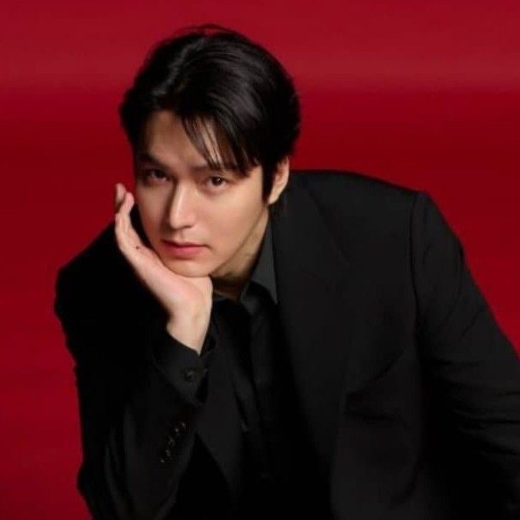 Recent activity shot of Lee Minho