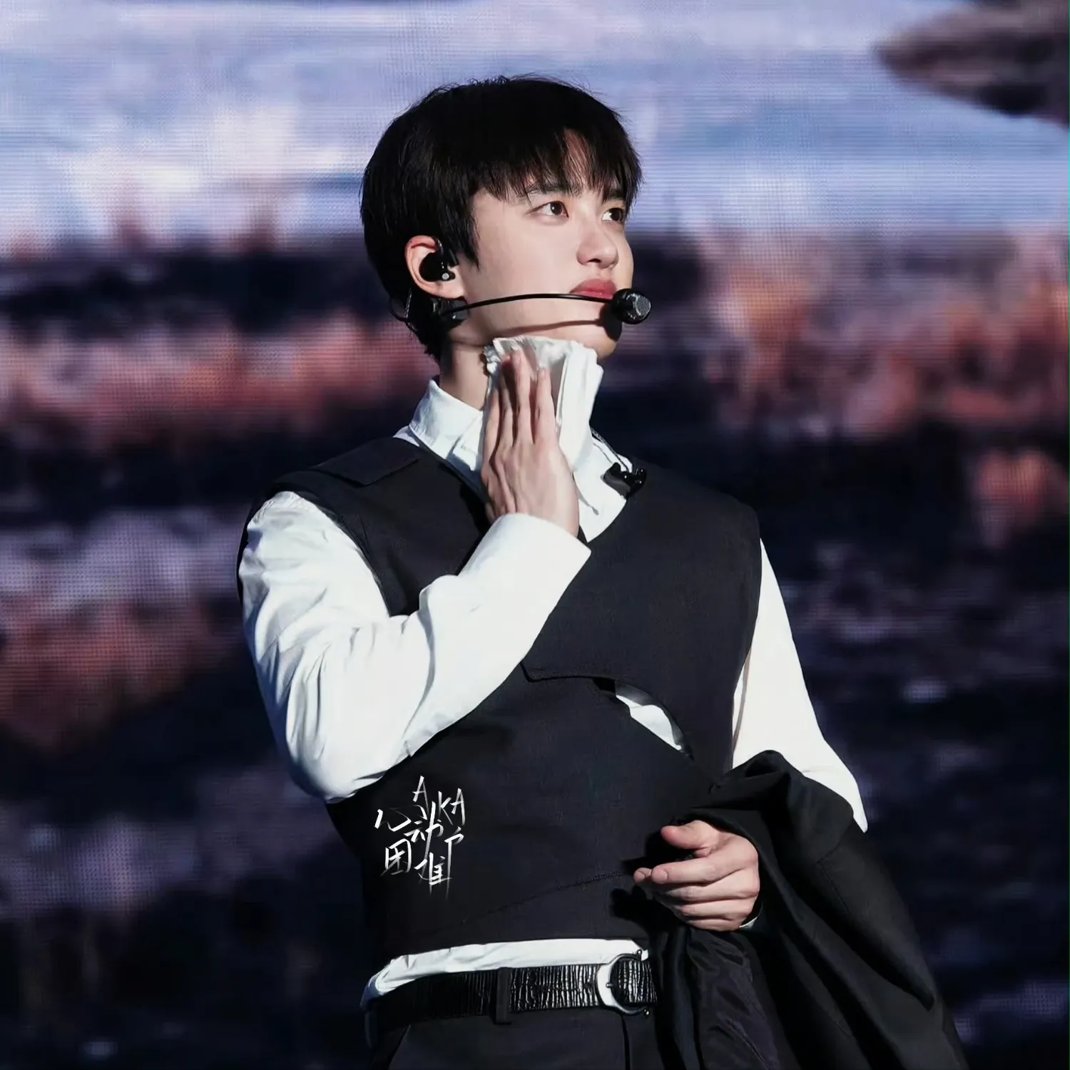 Foto terbaru dari Doh Kyungsoo (D.O.)