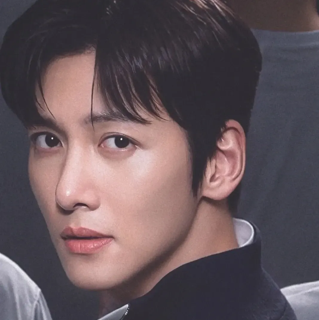 Behind-the-scenes cut of Ji Changwook