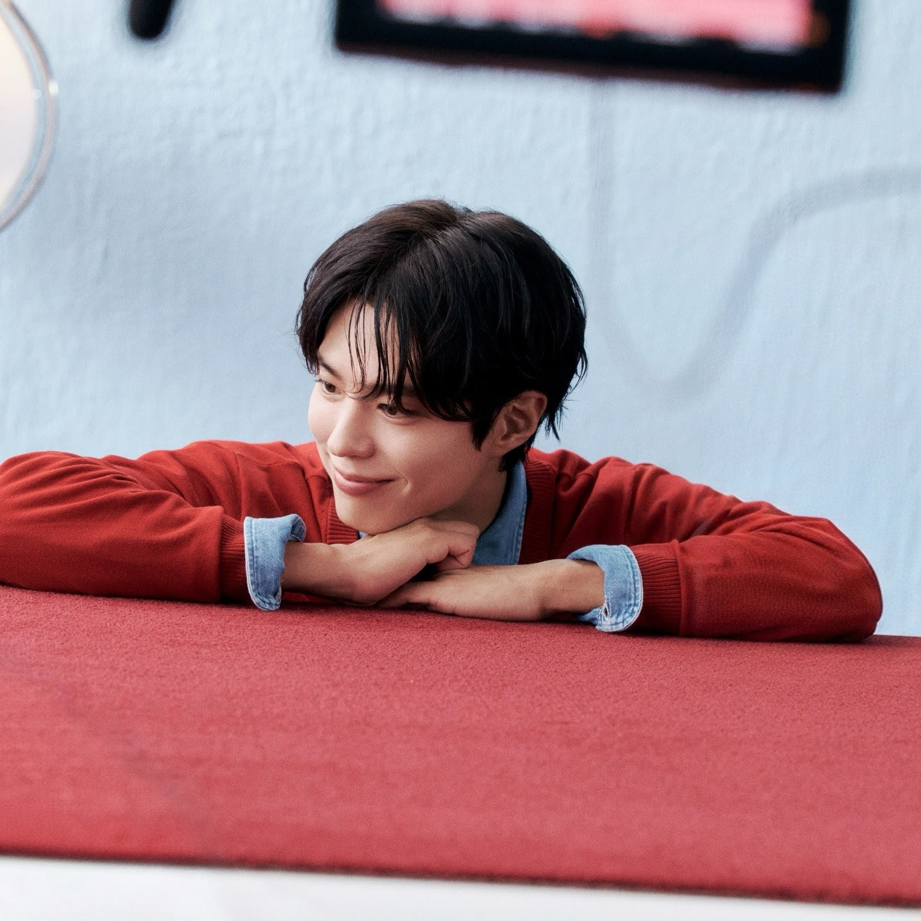 Behind-the-scenes cut of Park Bogum