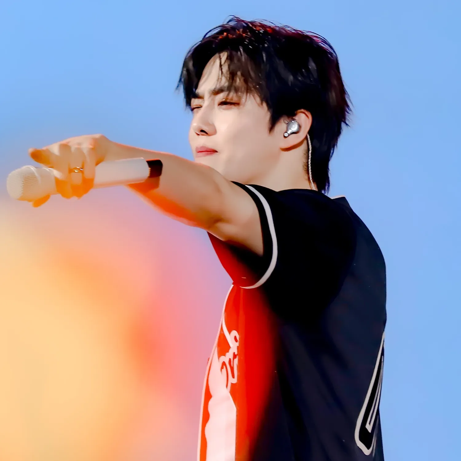 Recent activity shot of Suho
