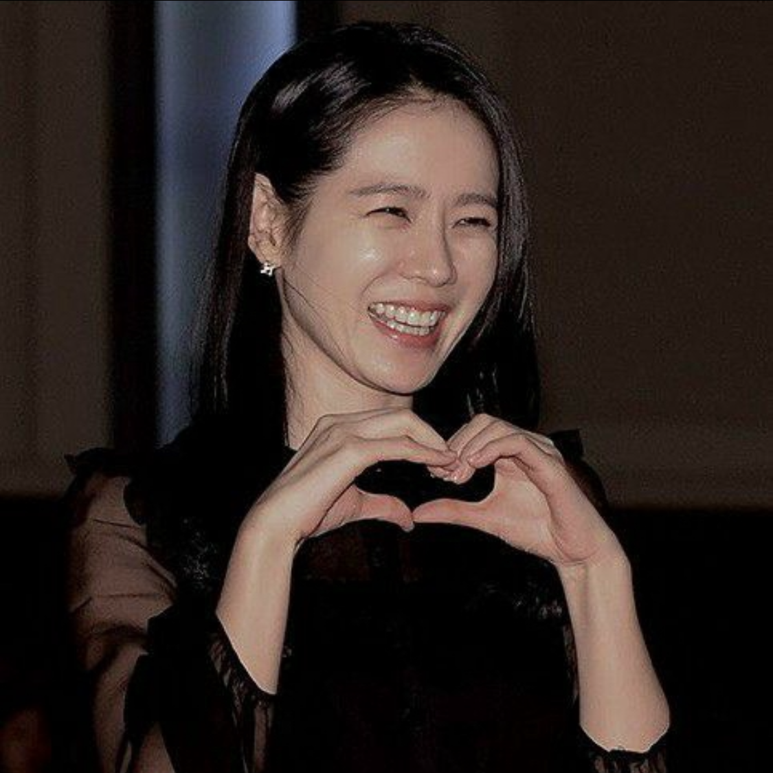 孙艺珍的最新照片