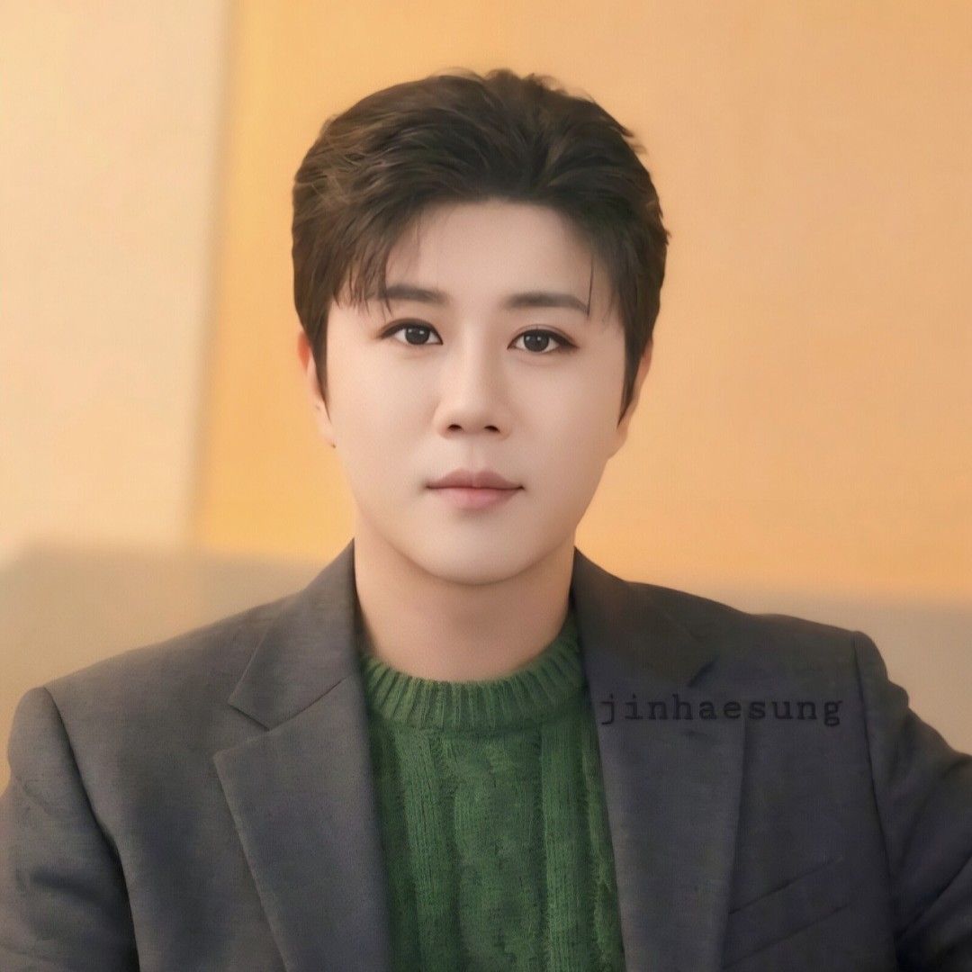 チン・ヘソンの最近の活動ショット