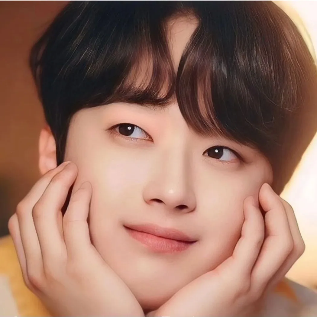 Foto kegiatan terbaru dari Lee Chanwon