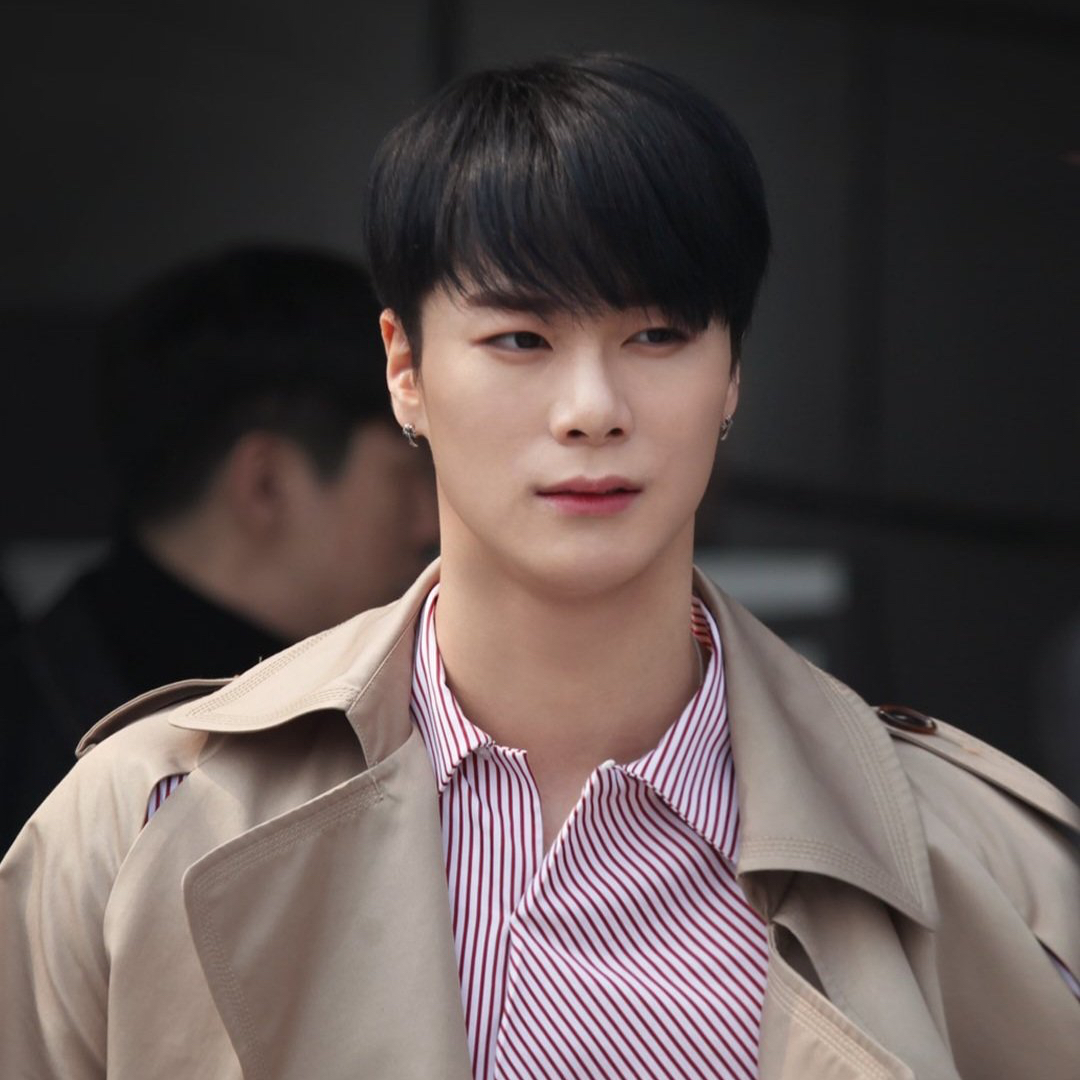 Momen yang diabadikan oleh penggemar Cha Eunwoo