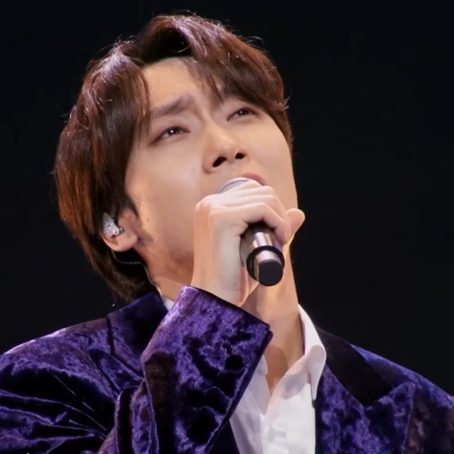 Behind-the-scenes cut of Choi Woojin