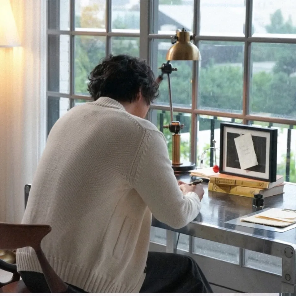 A moment captured by a fan of Gong Yoo