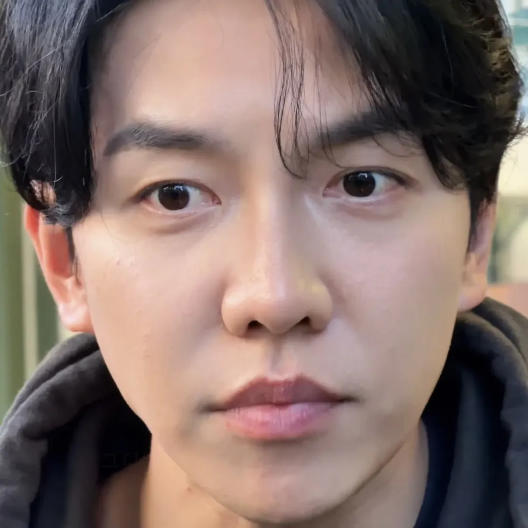 Cuplikan di balik layar dari Lee Seunggi
