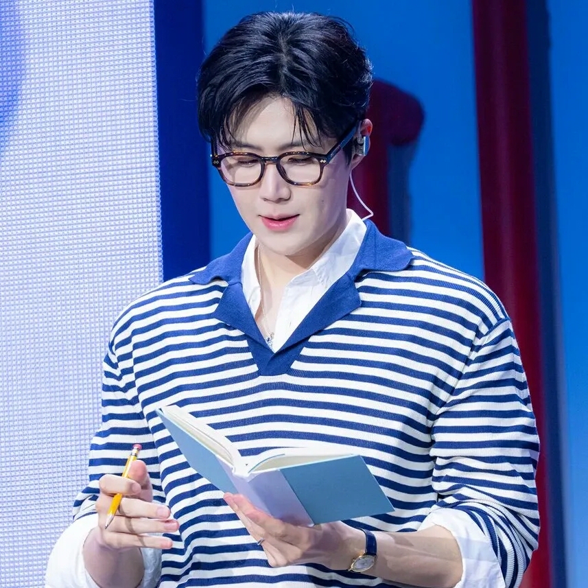 김선호의 최신 사진
