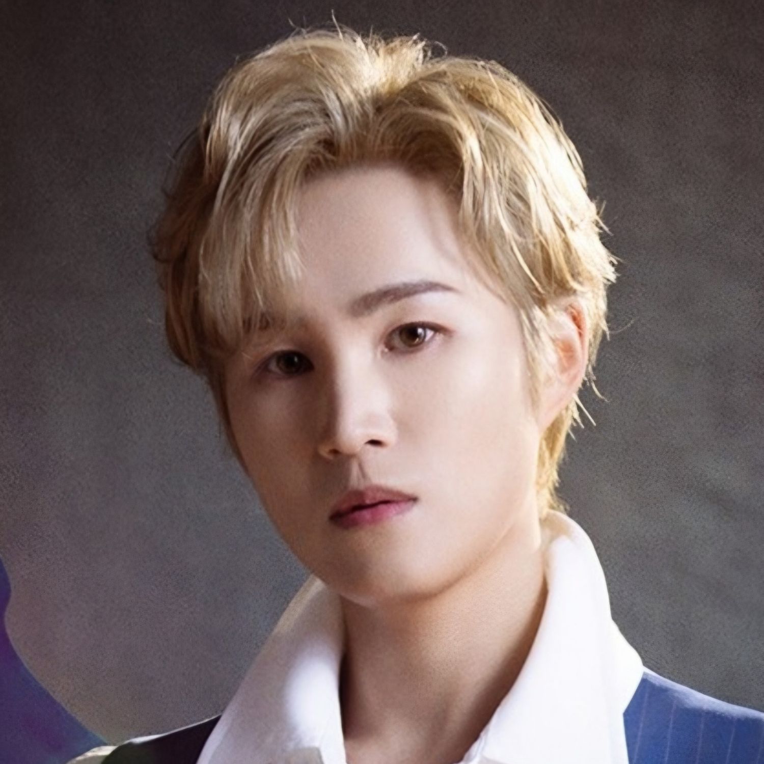 김희재의 비하인드 컷